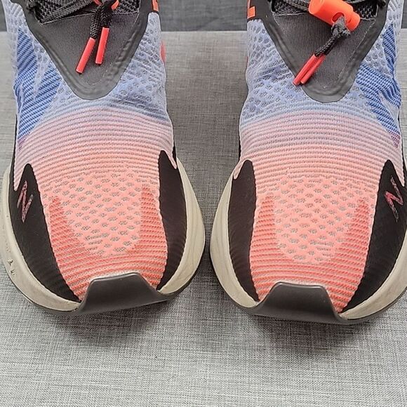 Athletic_Shoes
